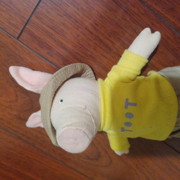 Toot Plush Pig Stuffed Animal - Picture 5 of 5